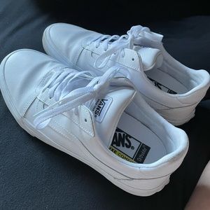 Women’s Vans Size 10